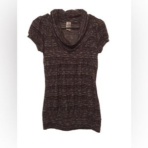 Voice short sleeve shirt/ sweater shirt size small